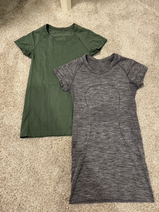 lululemon athletica Tops - Lululemon Swiftly Tech Short Sleeve Shirt